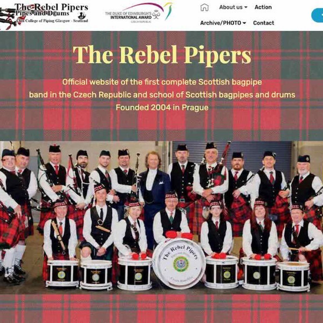 city of leeds pipe band