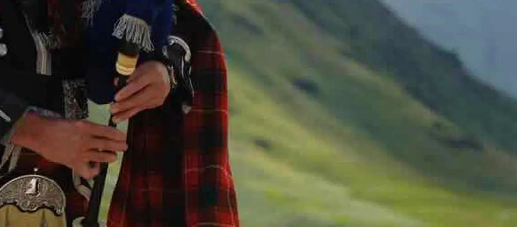 Bagpiper