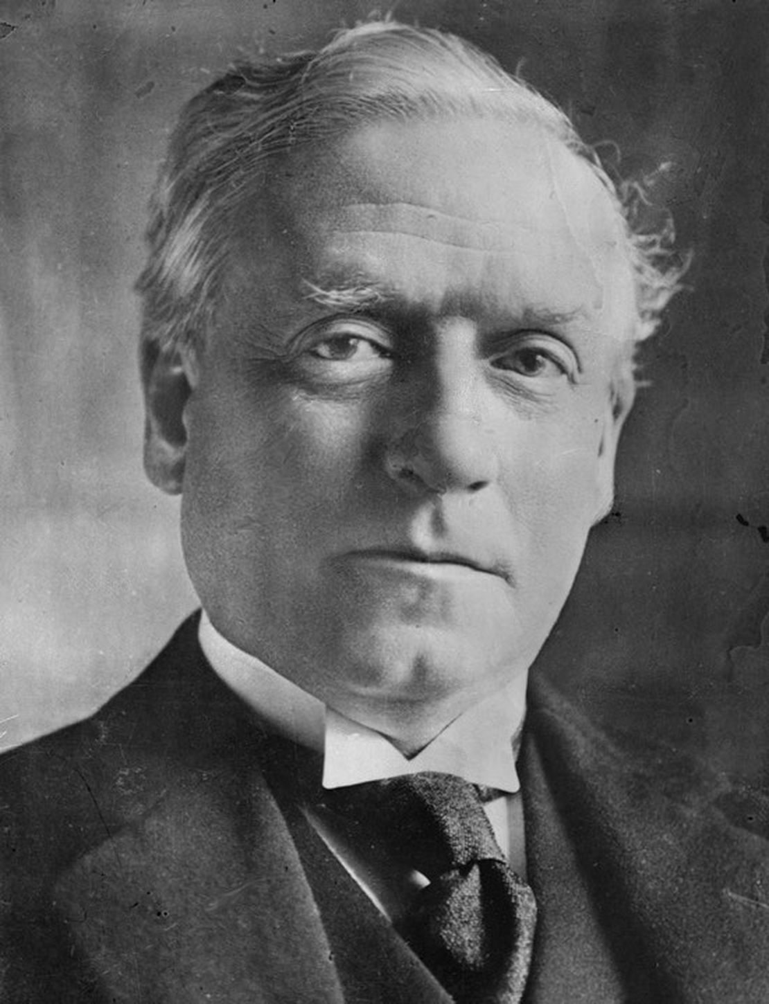 Prime Minister Asquith offers a compromise on Home Rule electors in the North