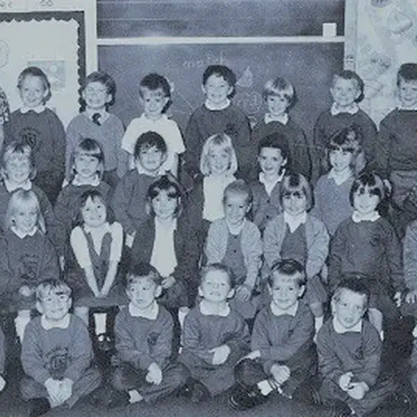 Sixteen primary school children and their teacher murdered in Dunblane
