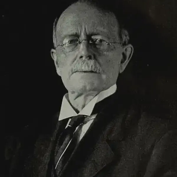 Death of John Holland, from Liscannor, Co. Clare, designer of the first submarine