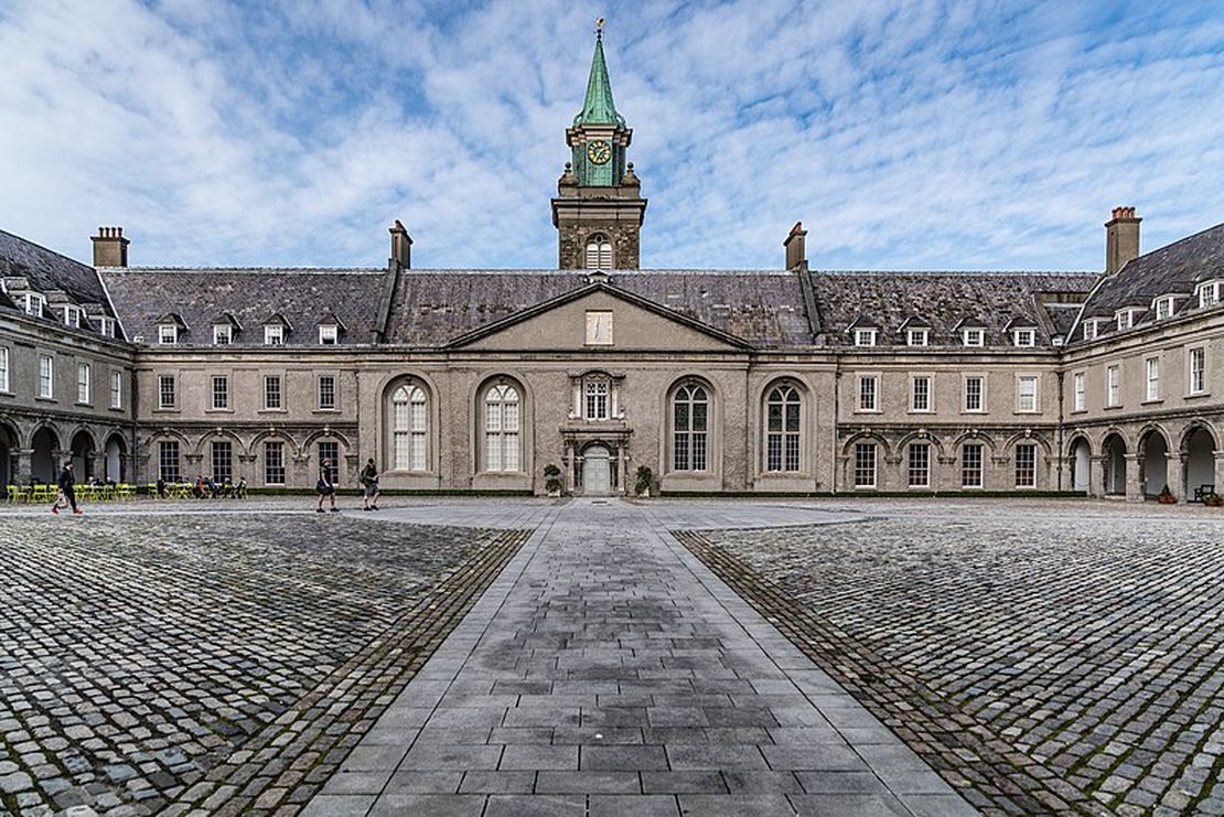 The first stone of the Royal Hospital, Kilmainham is laid by the Duke of Ormonde