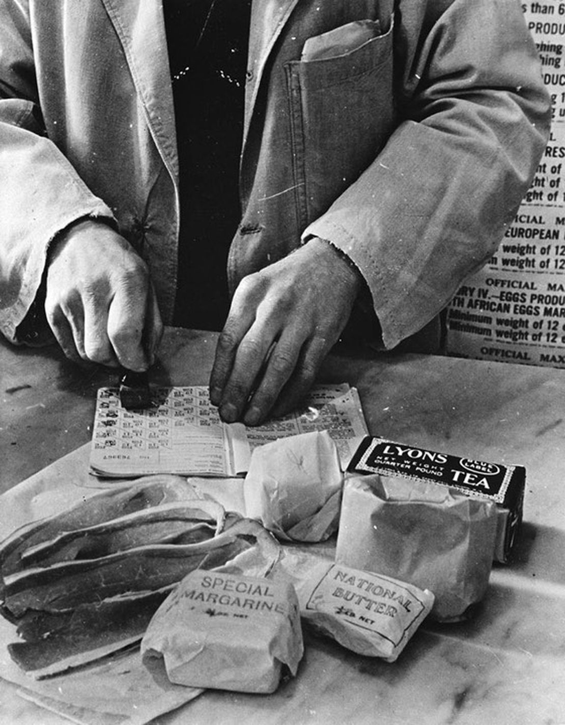 WW2 Rationing of chocolate and sweets finally ended