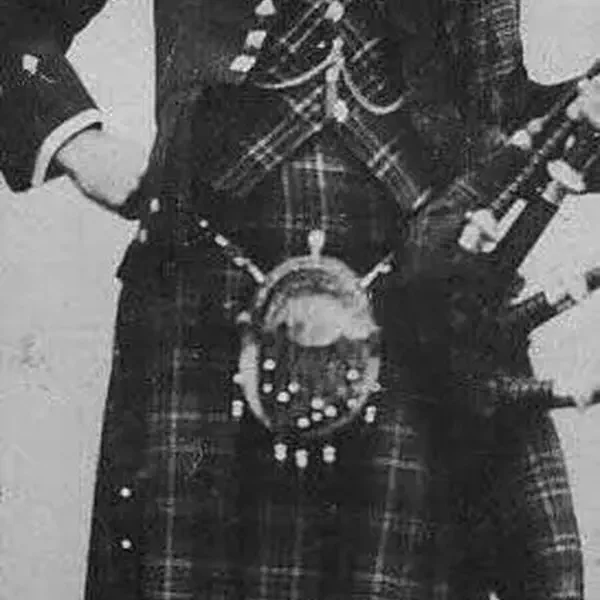 Bagpiper Pipe Major Willie MacLean, 5th Cameron (Lochiel) Highlanders, dies at Kilcreggan, Scotlandage 80