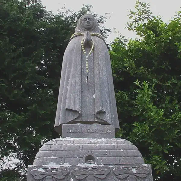 Seumas Murphy, born