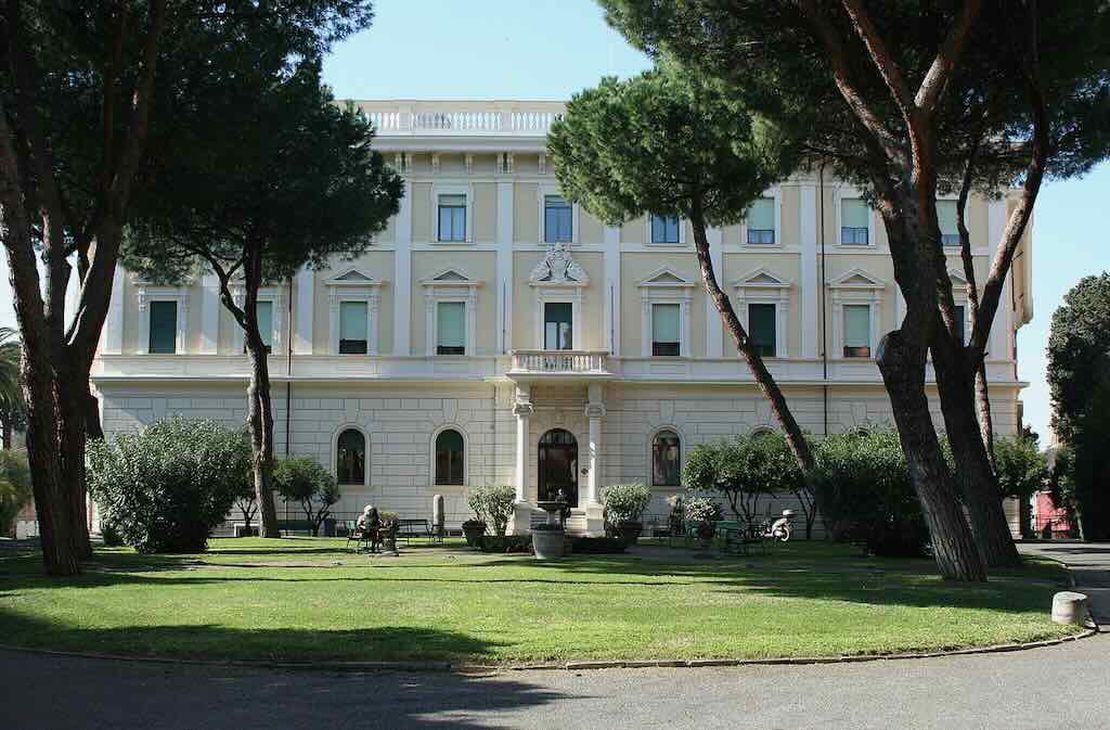 Founding of the Irish College in Rome.