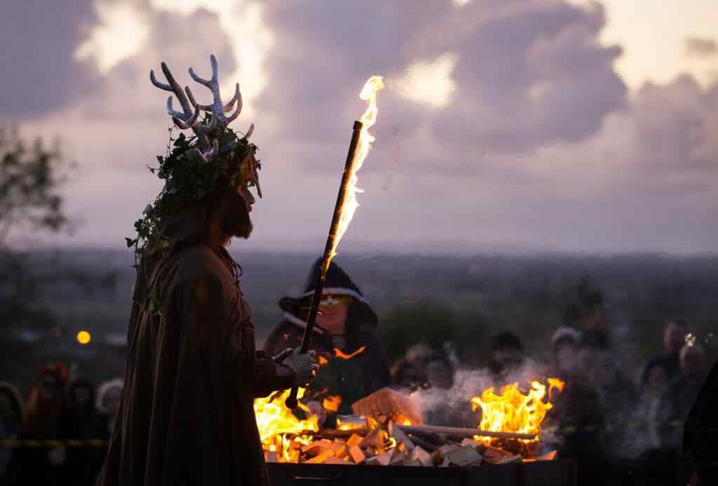 Closing of Samhain - with animal sacrifices to exclude evil sprits (later Christianized as Martinmas)