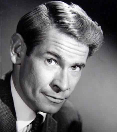 Actor and comedian Stanley Baxter born.